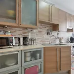 Vv Manorosa Apartment
